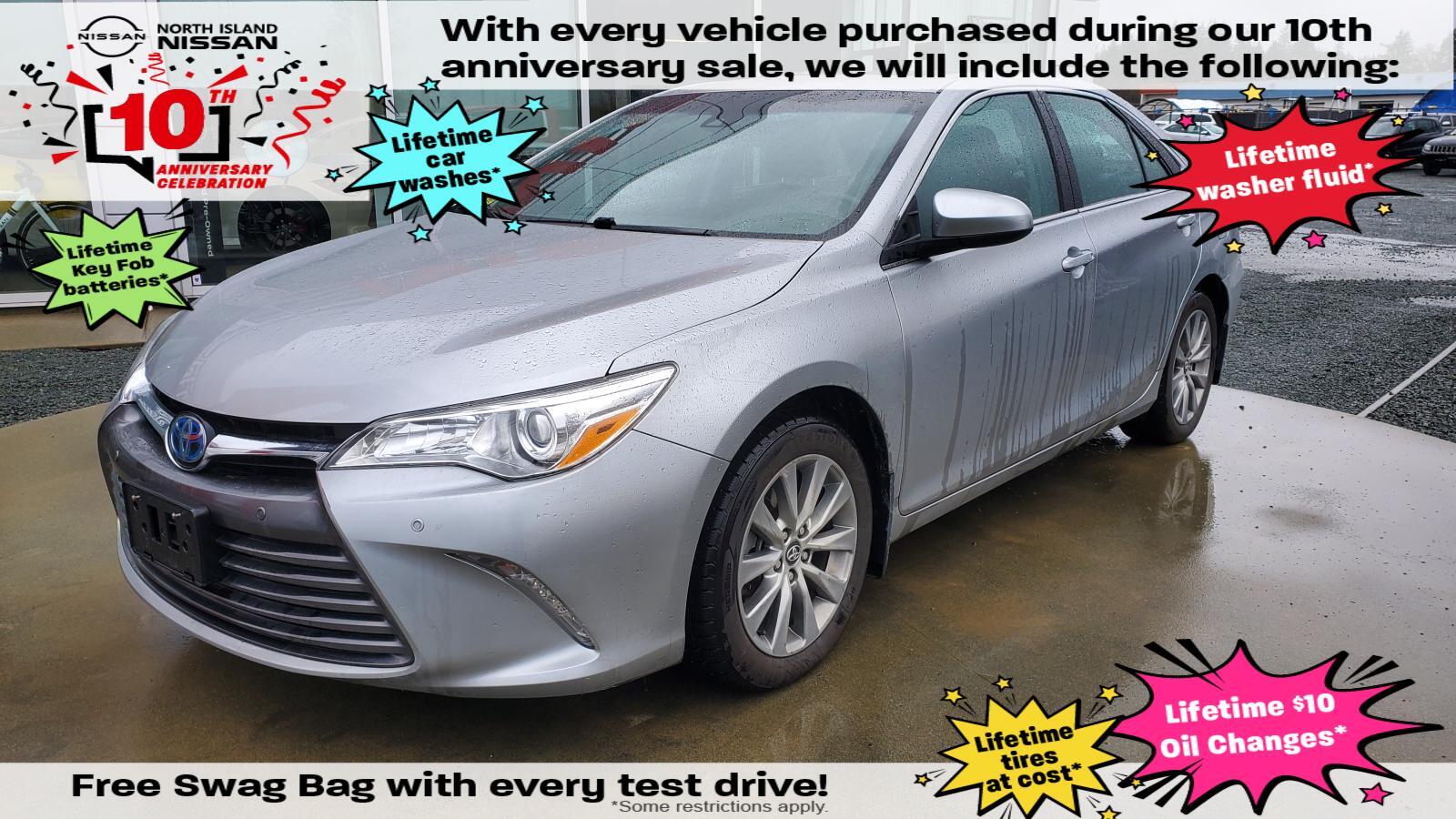 2016 Toyota Camry Hybrid XLE LOW KMS / EXCELLENT SHAPE / HYBRID