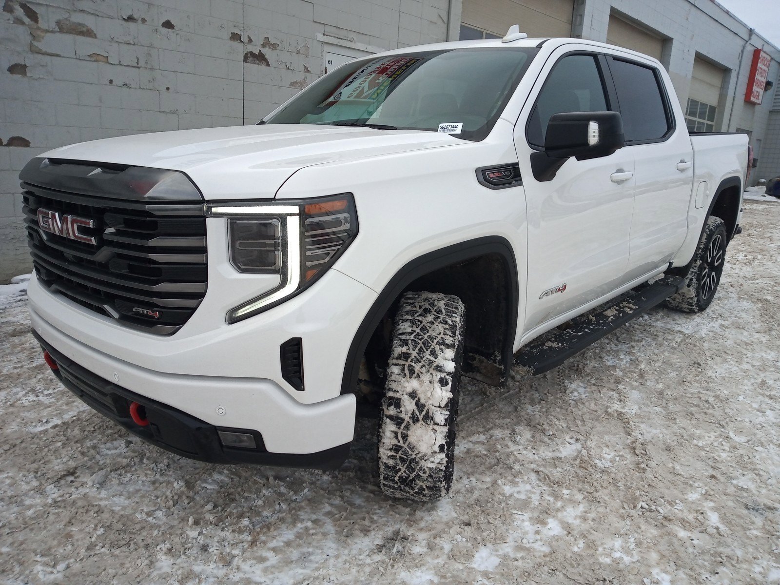 2024 GMC Sierra 1500 AT4 | LEATHER | SUNROOF | 6.2L | V8 | HEATED/VENTE