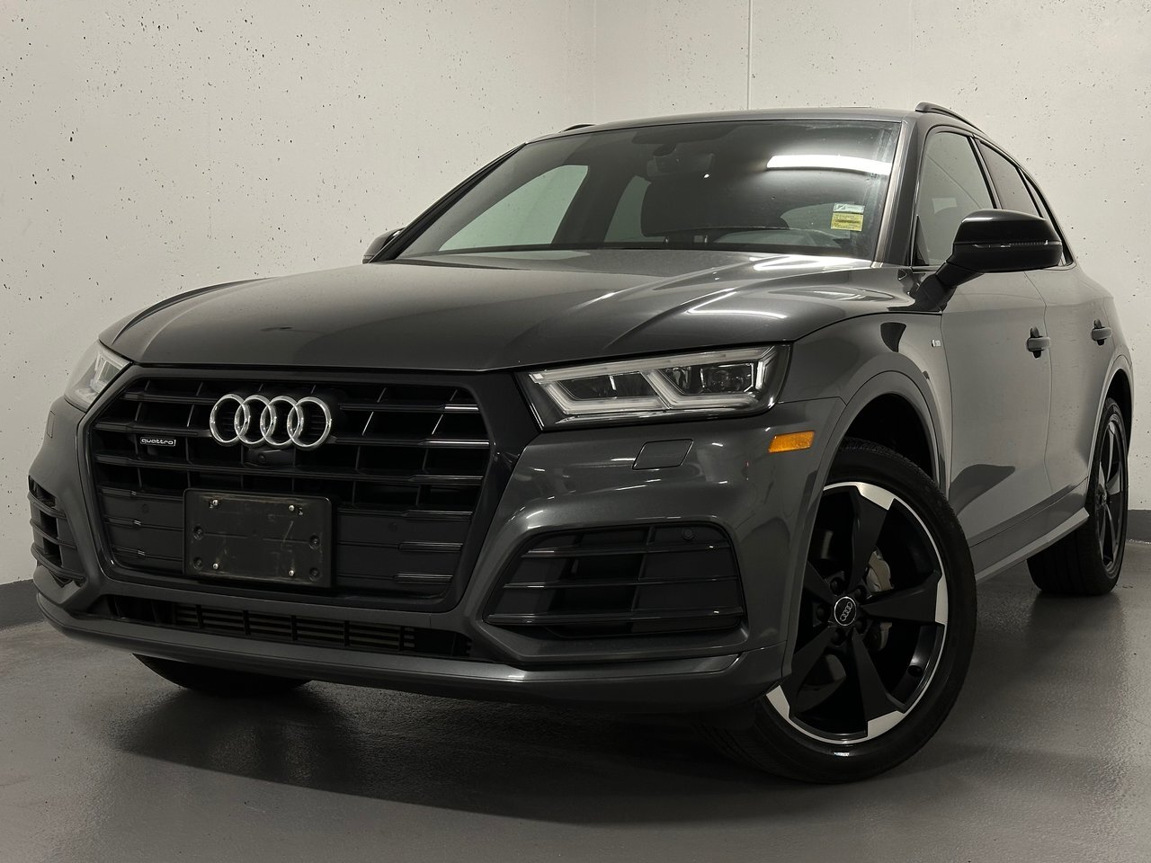 2019 Audi Q5 quattro S-Line Black! Comfort Interior! Low Kms!