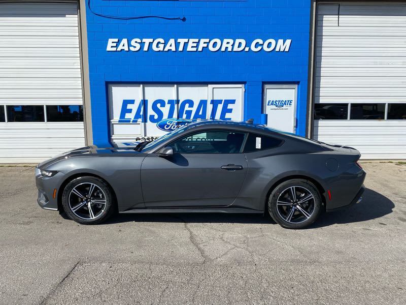 2024 Ford Mustang EcoBoost Fastback