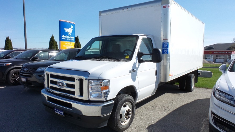 2022 Ford E-Series Cutaway 16FT UNICELL BOX WITH 7FT INTERIOR HEIGHT