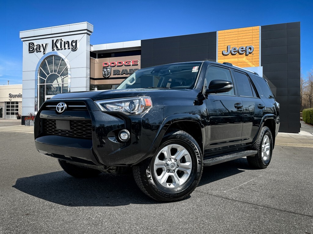 2022 Toyota 4Runner | SUNROOF | HEATED SEATS | BACK UP CAM |
