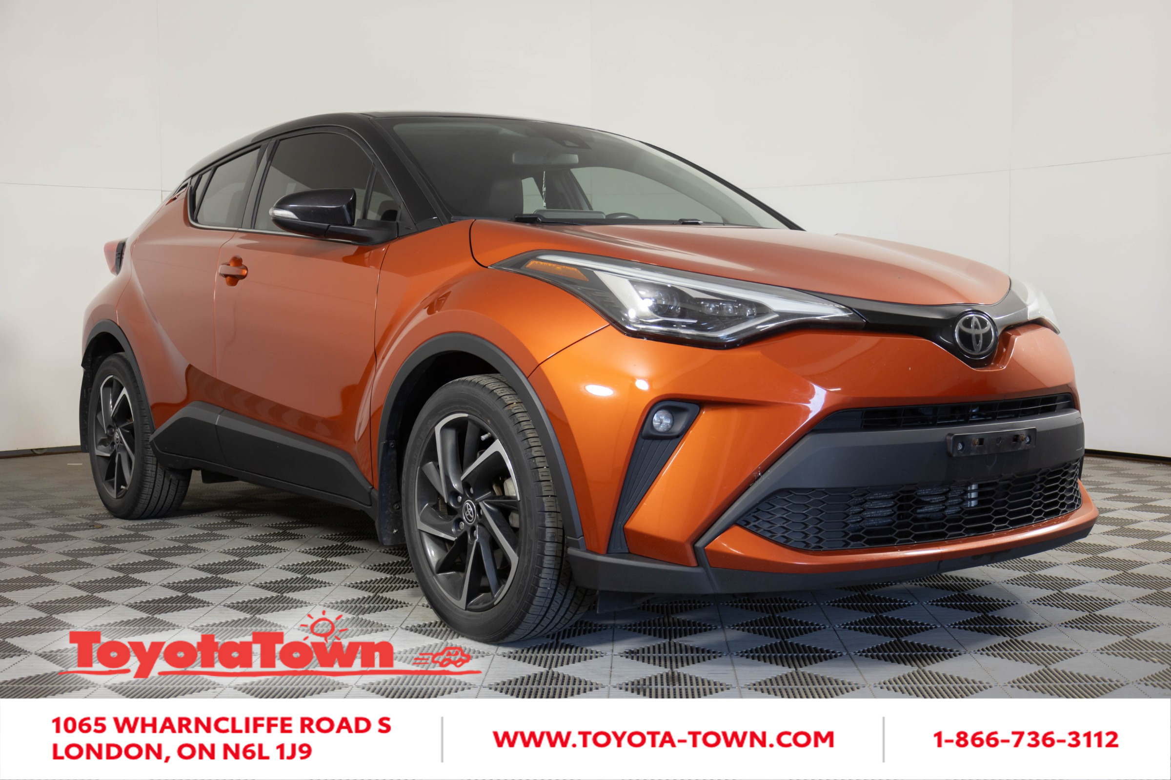2020 Toyota C-HR LIMITED! SINGLE OWNER! LOADED!