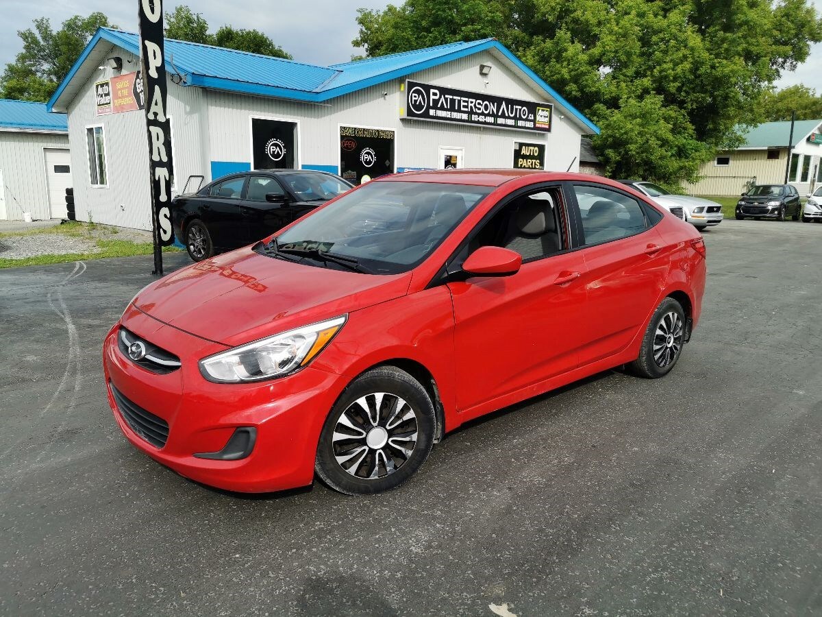 2016 Hyundai Accent SE w/ Popular Package