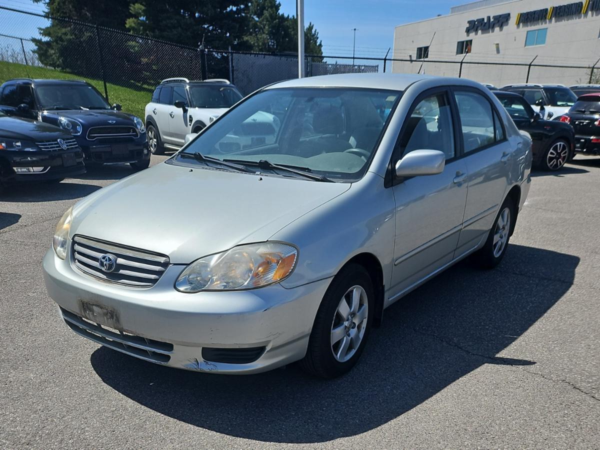 2004 Toyota Corolla 4dr Sdn LE Auto 1-Owner Clean CarFax Trades OK! 