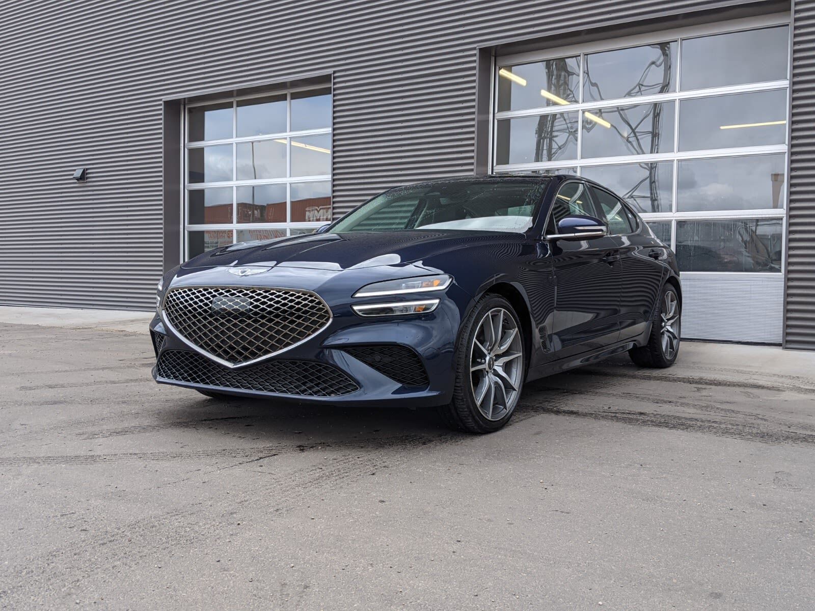 2022 Genesis G70 3.3T Advanced - No Accidents! Low Kms!