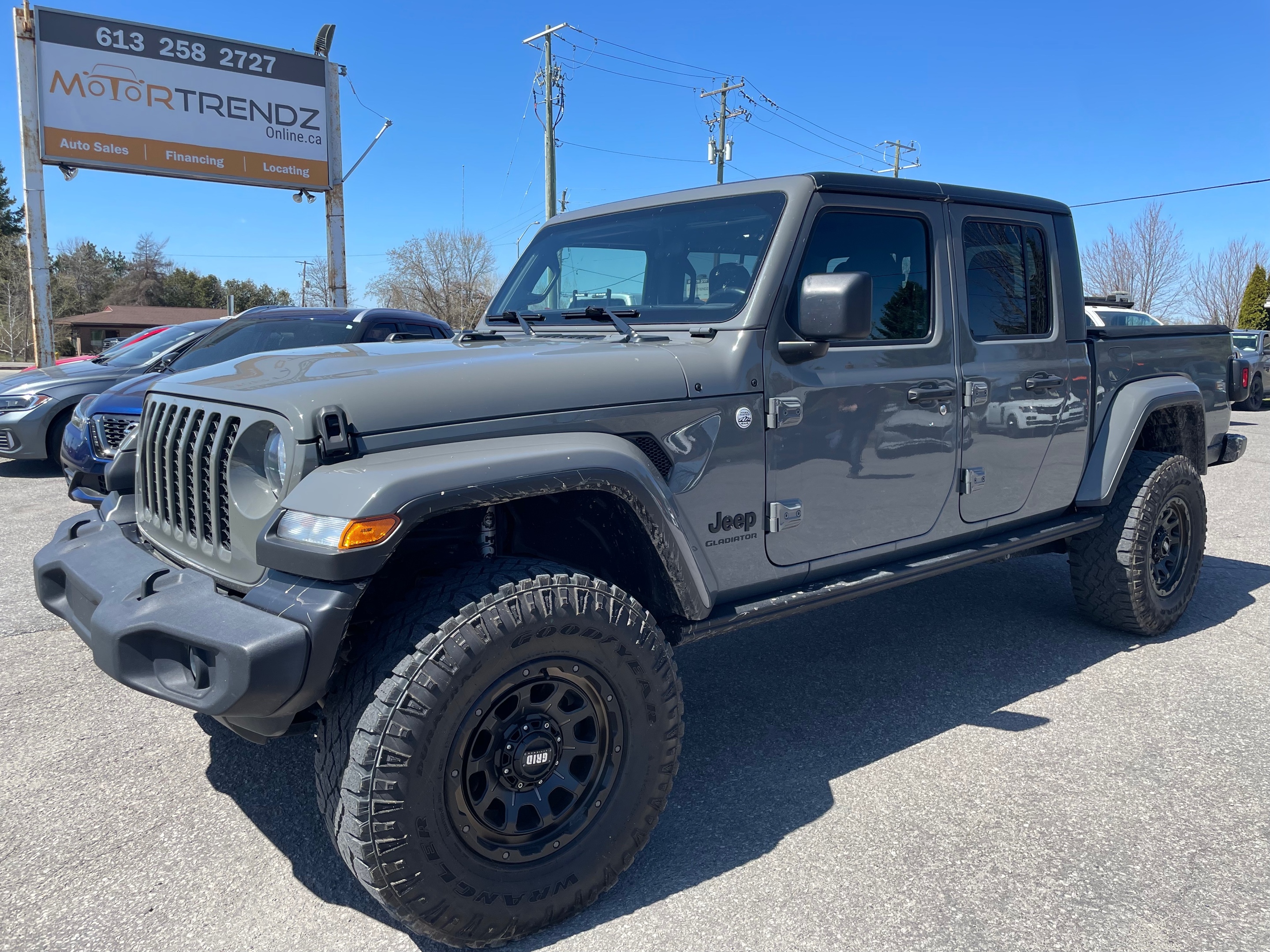 2021 Jeep Gladiator Sport S 6-Speed Manual! Heated Steering and Seats!