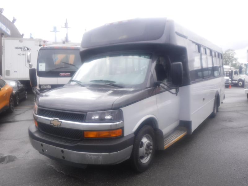 2016 Chevrolet Express G4500 21 Passenger Bus With Wheelchair Accessibili