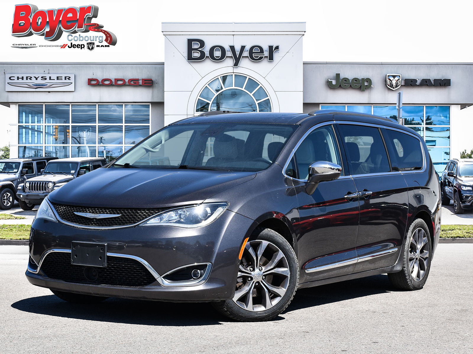 2017 Chrysler Pacifica LIMITED - Theatre & Sound - Trailer Tow Group 