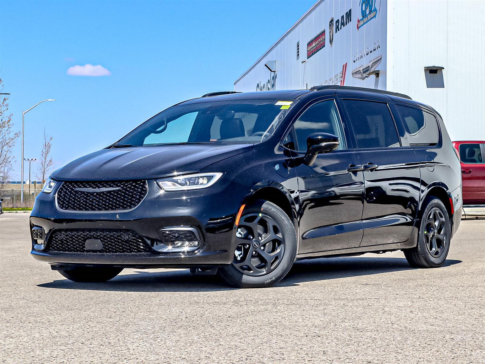 2024 Chrysler Pacifica Hybrid Select PLUG IN HYBRID | LEATHER | HTD SEATS