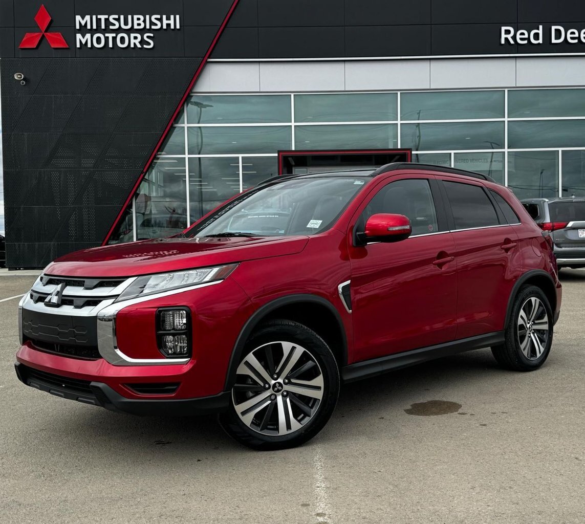 2022 Mitsubishi RVR GT Fully Loaded, Leather, Power Seat, Remote Start