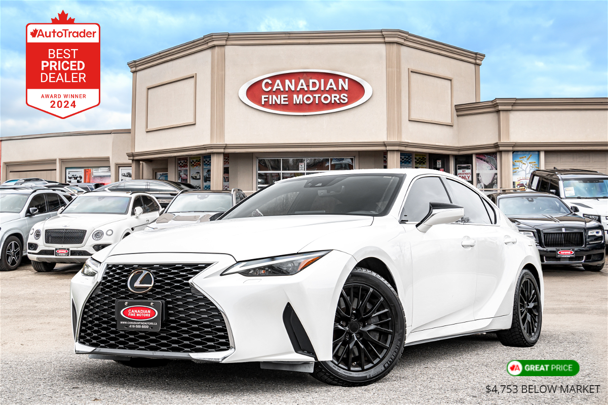 2021 Lexus IS 300 AWD | SUNROOF | CAM | COOLED SEATS | ONE OWNER | L