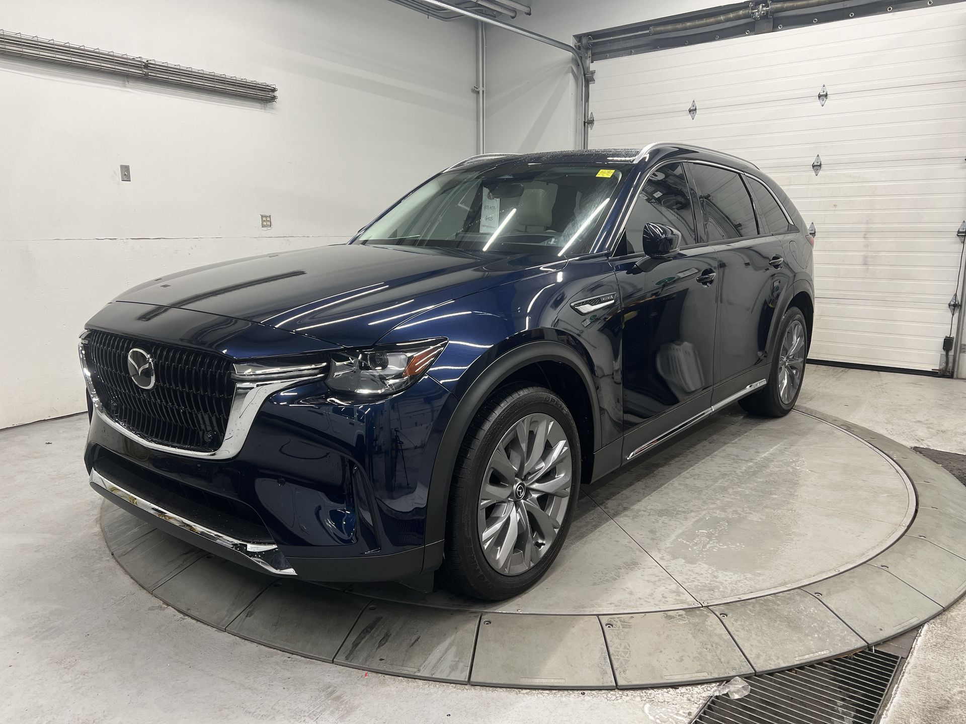 2024 Mazda CX90 MHEV GT-P AWD| PANO ROOF| NAPPA LEATHER | NAV | 360 CAM