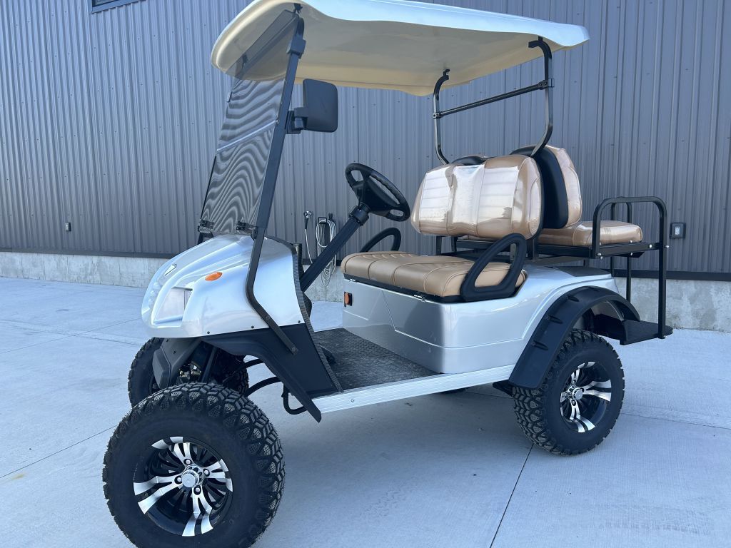 2023 AGT Nomad 2+2 Electric Golf Cart