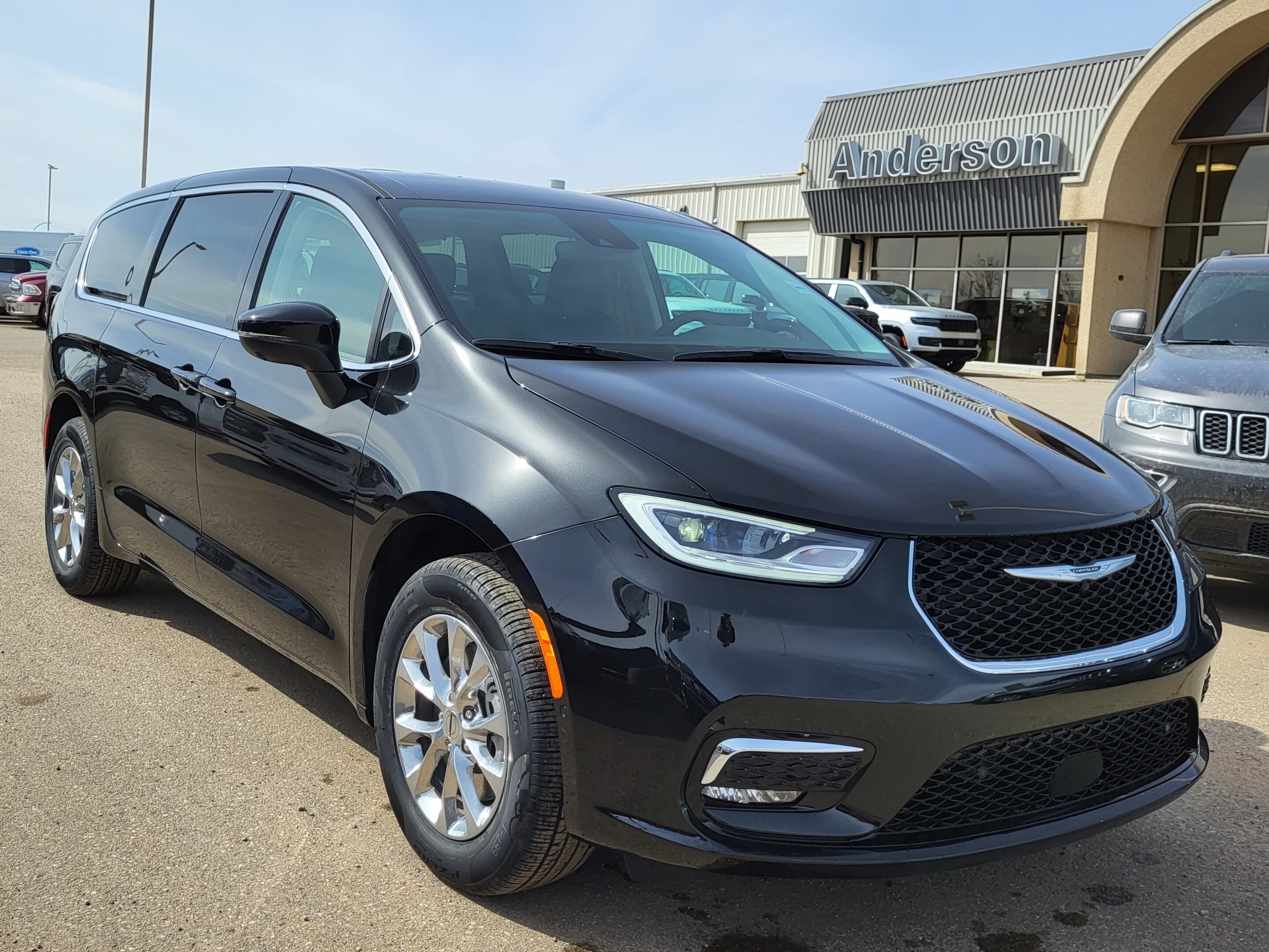 2023 Chrysler Pacifica Touring-L AWD *Safety Sphere*