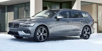2022 Volvo V60 Momentum