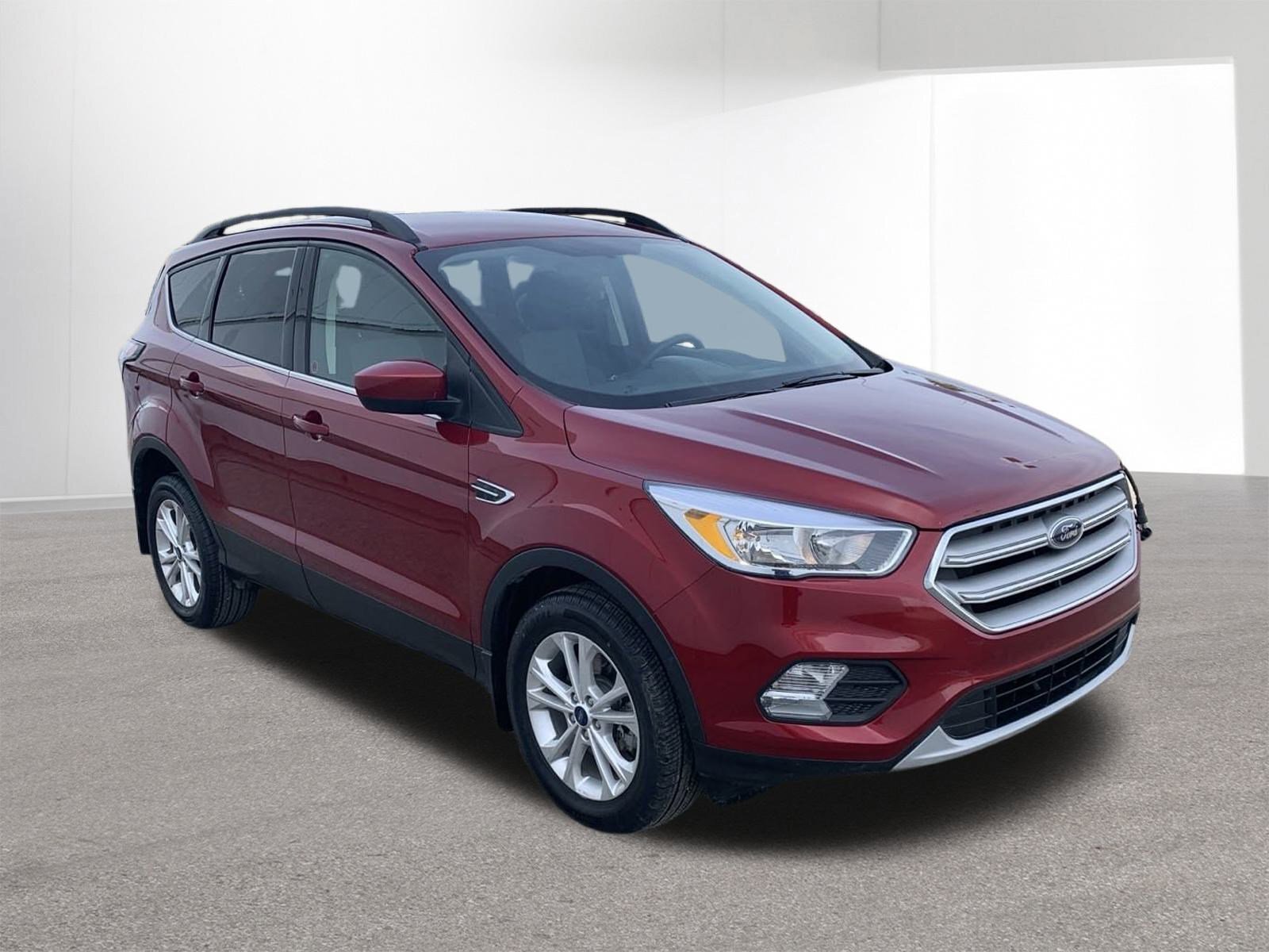 2018 Ford Escape SE WITH HEATED SEATS AND REVERSE CAMERA