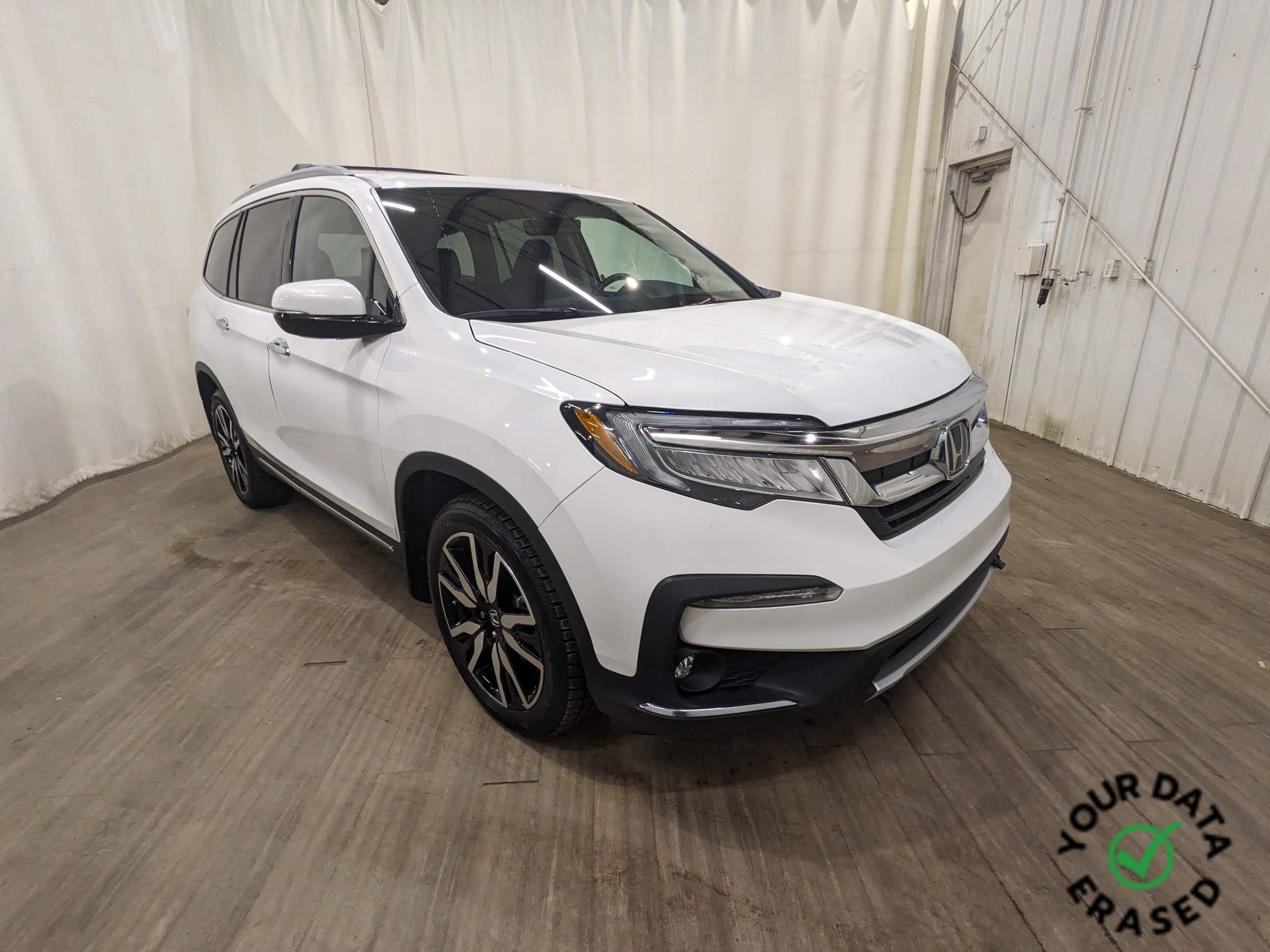 2020 Honda Pilot Touring 8-P AWD | No Accidents | Leather | Blu-Ray