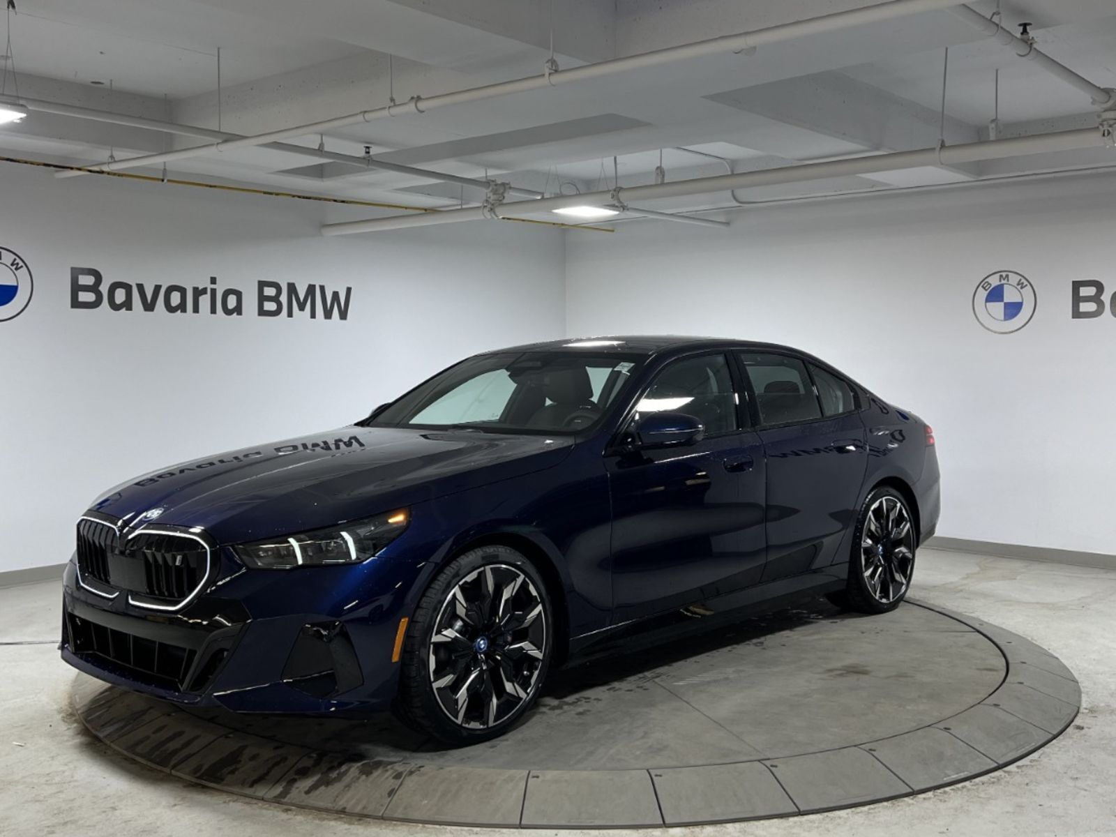 2025 BMW i5 xDrive40i | Premium Enhanced Pkg | Advanced Driver