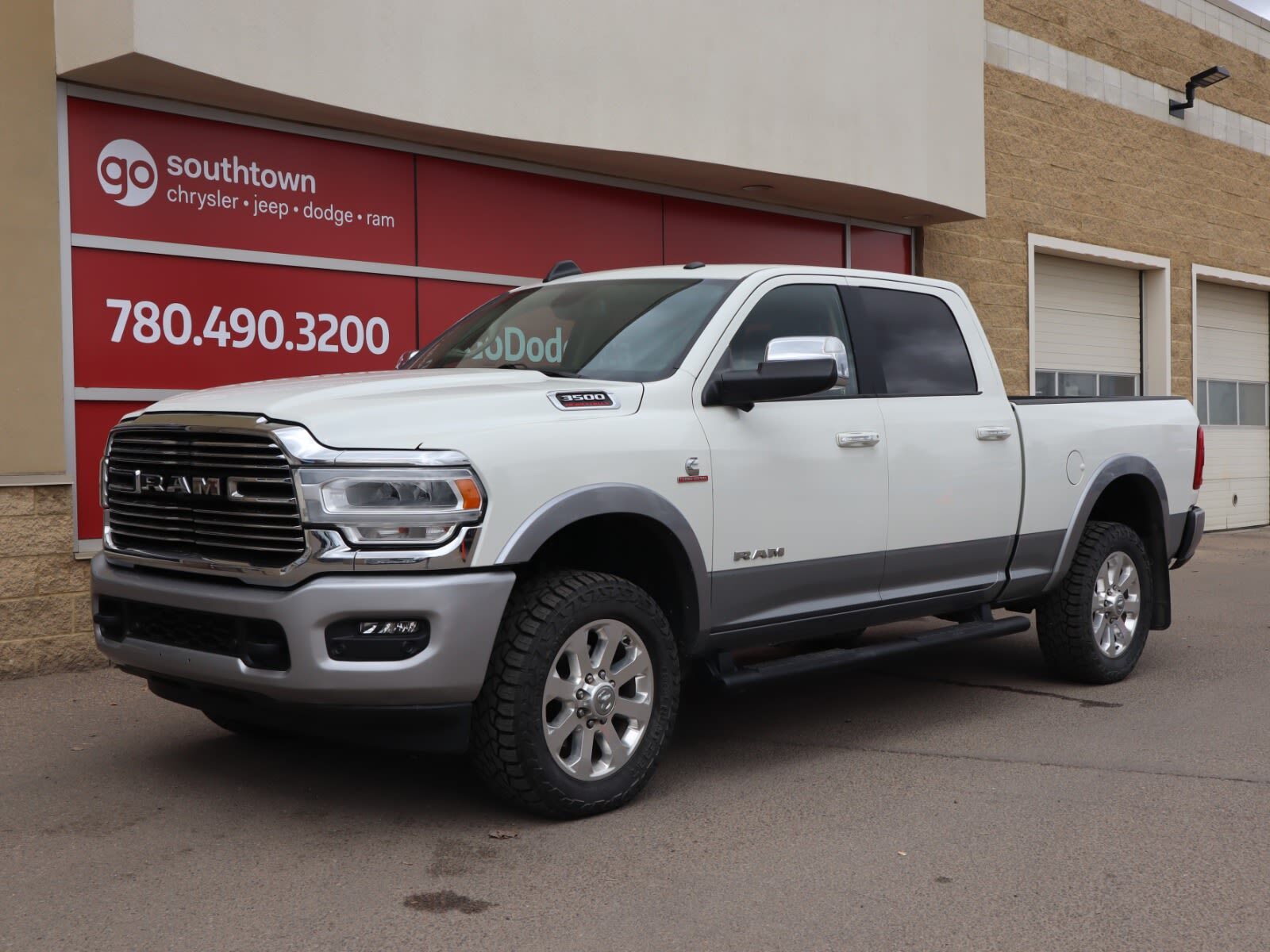 2020 Ram 3500 LARAMIE IN PEARL WHITE EQUIPPED WITH A 6.7L CUMMIN