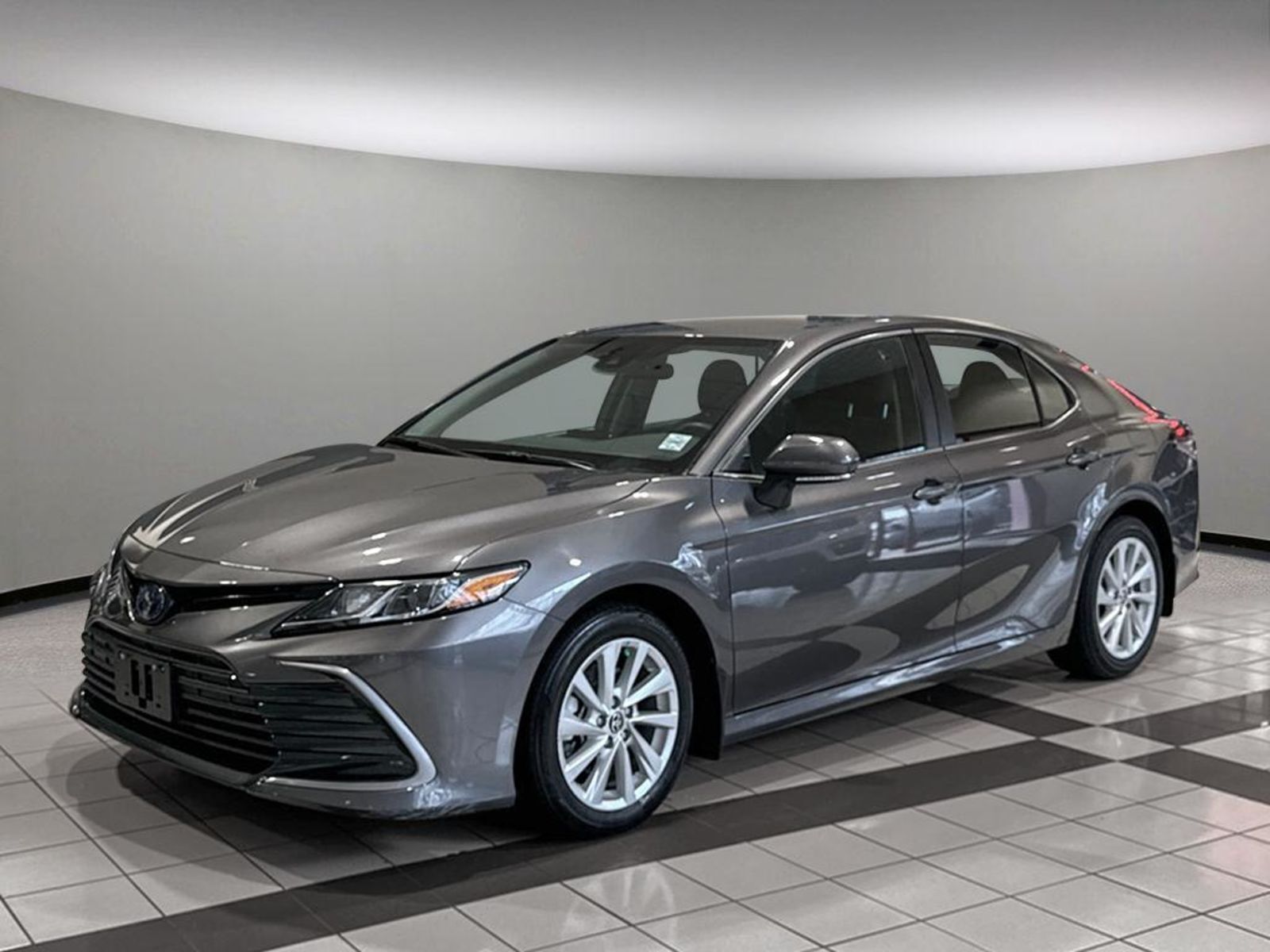 2022 Toyota Camry Hybrid LE - NO ACCIDENTS / LOCAL / NO FEES