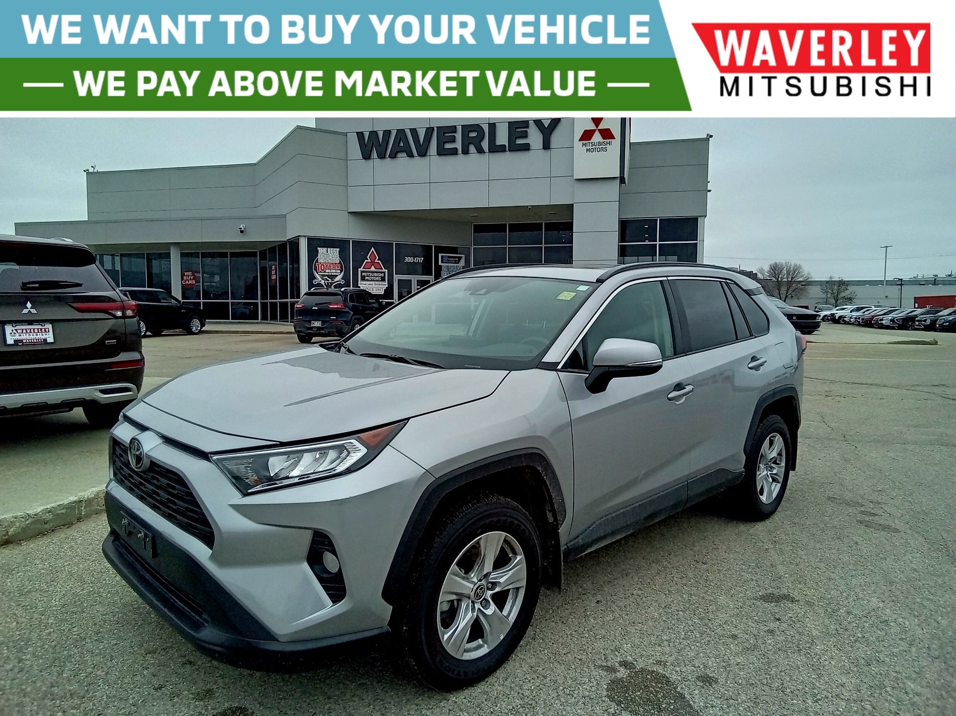 2021 Toyota RAV4 XLE FWD | Moonroof | Only 10,942 Kms | SUV