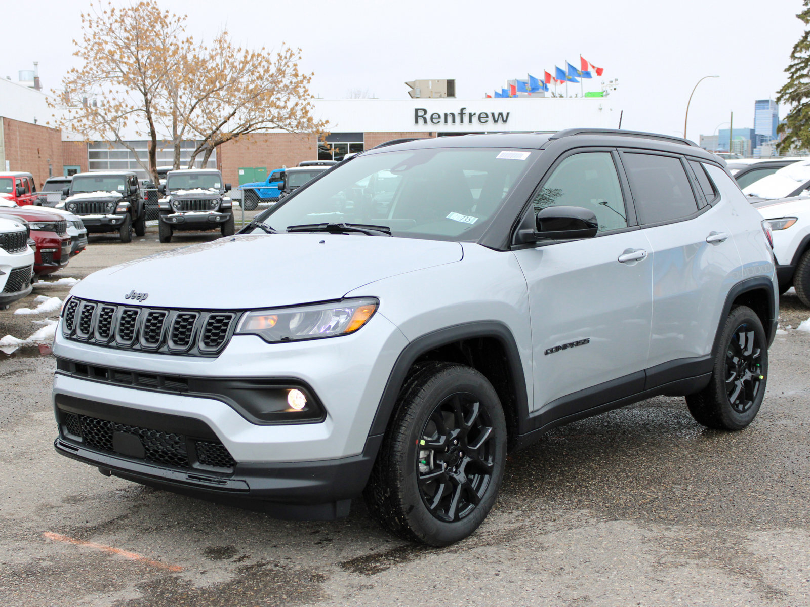 2024 Jeep Compass Altitude 4x4, Nav, Heated Leather, Remote Start