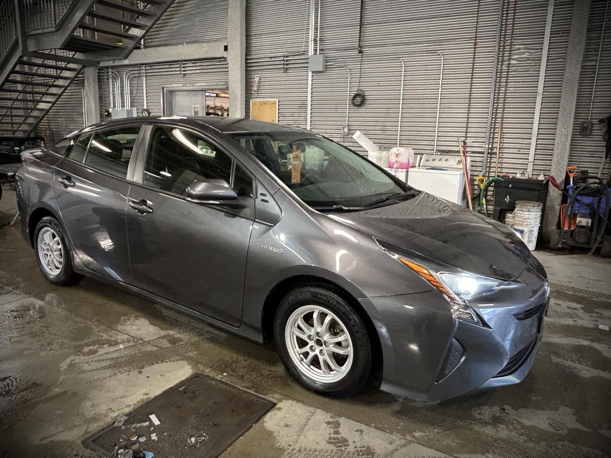2016 Toyota Prius Base Hybride Mags Air climatisé Caméra de recul