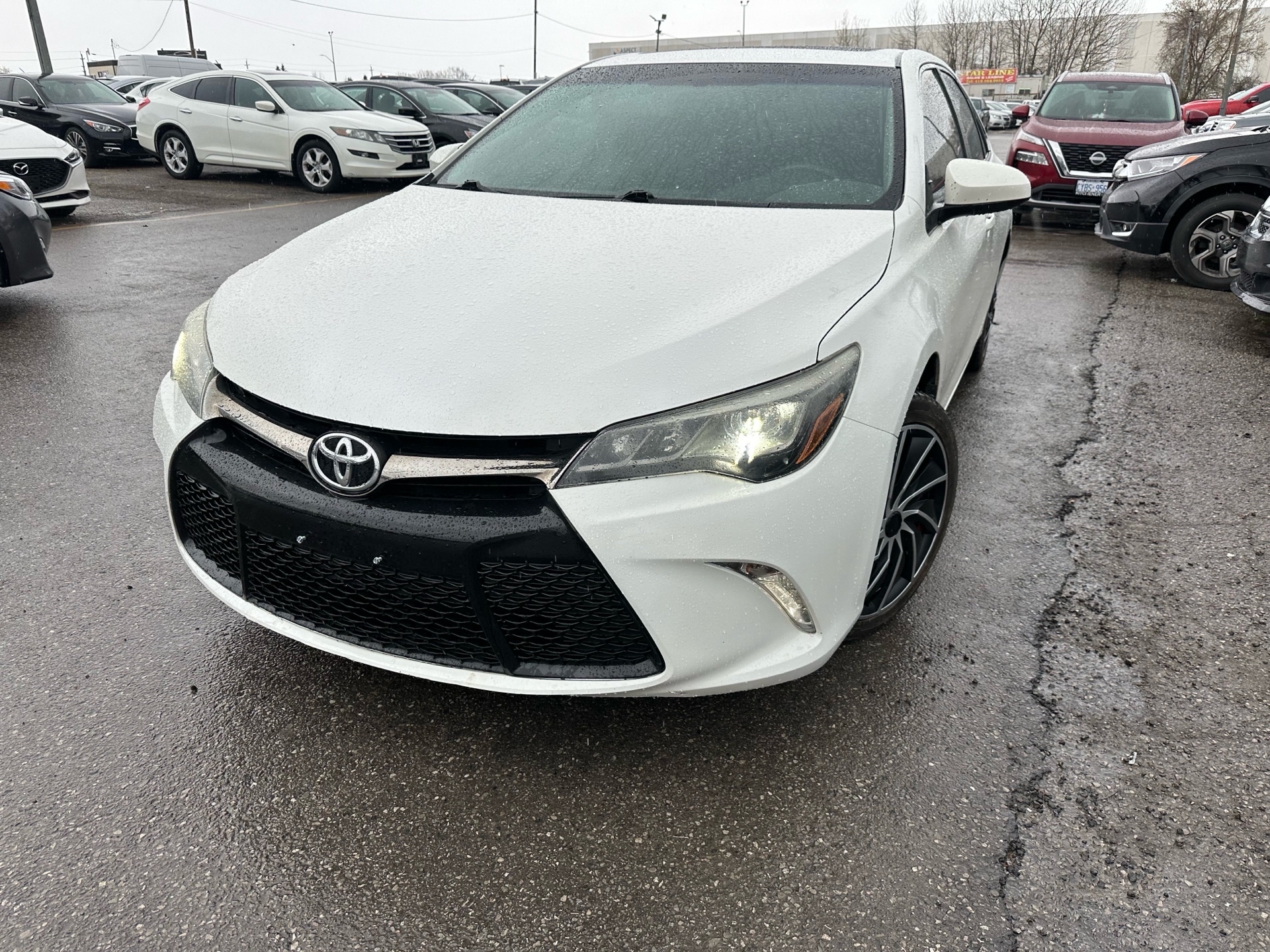 2015 Toyota Camry 4dr Sdn V6 Auto XLE