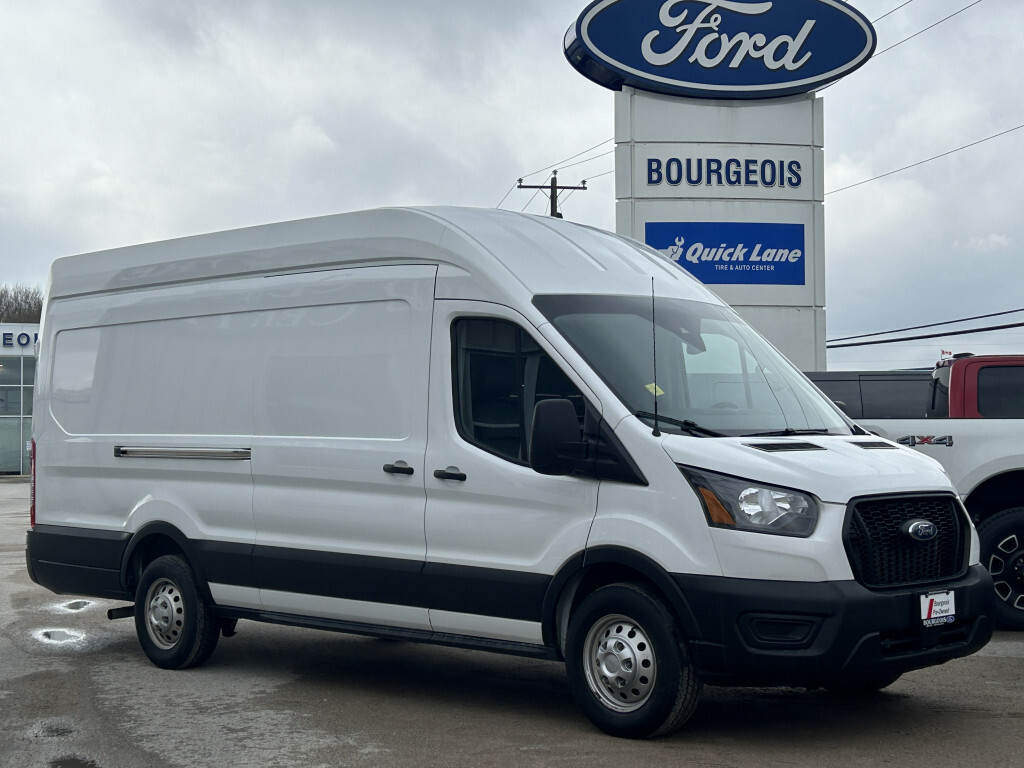 2022 Ford Transit Cargo Van Base 