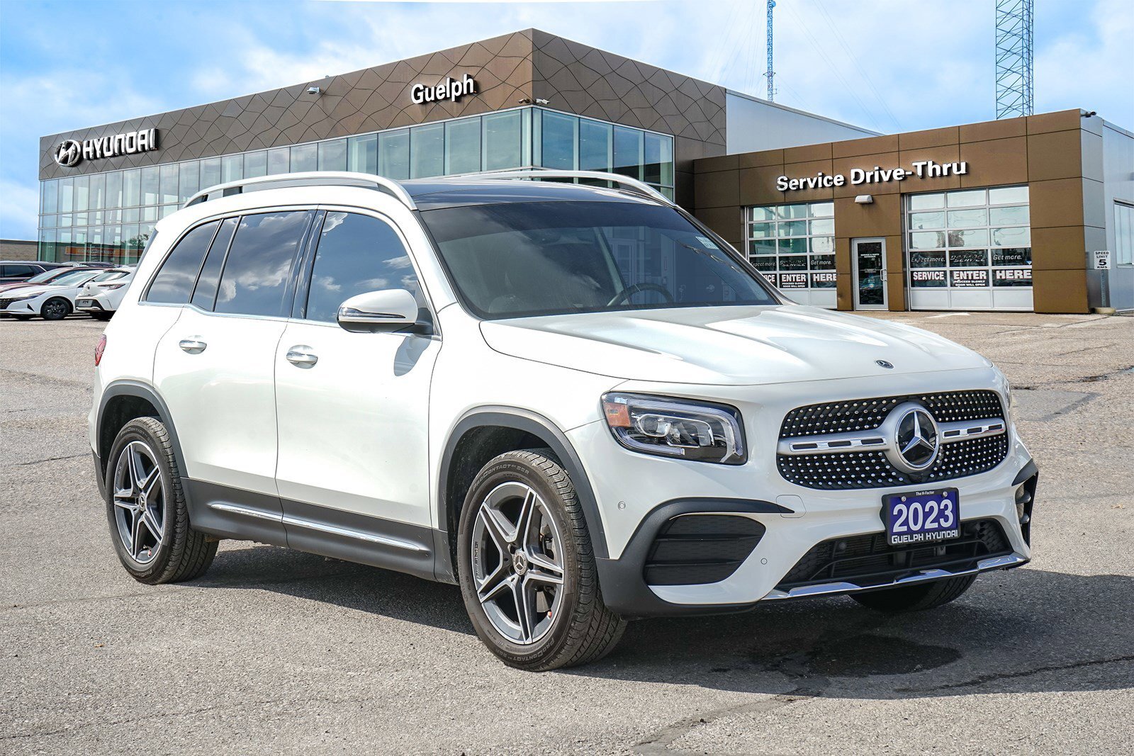 2023 Mercedes-Benz GLB 250 | 7-PASS | ONE OWNER | 2.0L T/C |