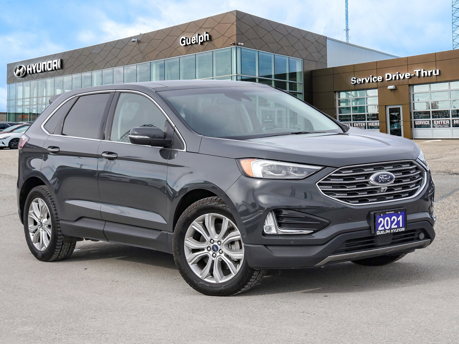 2021 Ford Edge Titanium AWD | LEATHER | PANOROOF | COOLED SEATS |