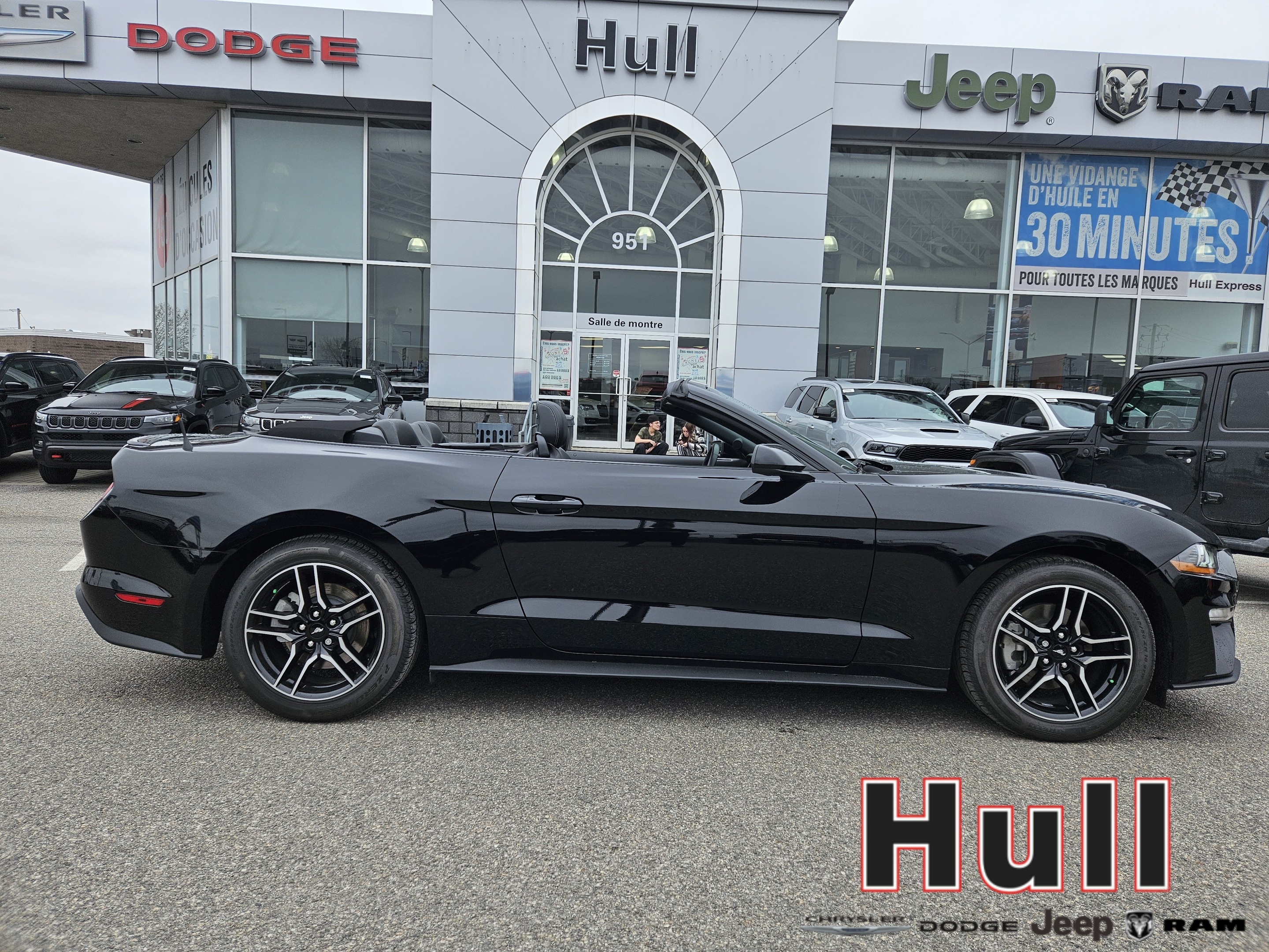 2022 Ford Mustang EcoBoost Convertible Leather/LOW KM!!