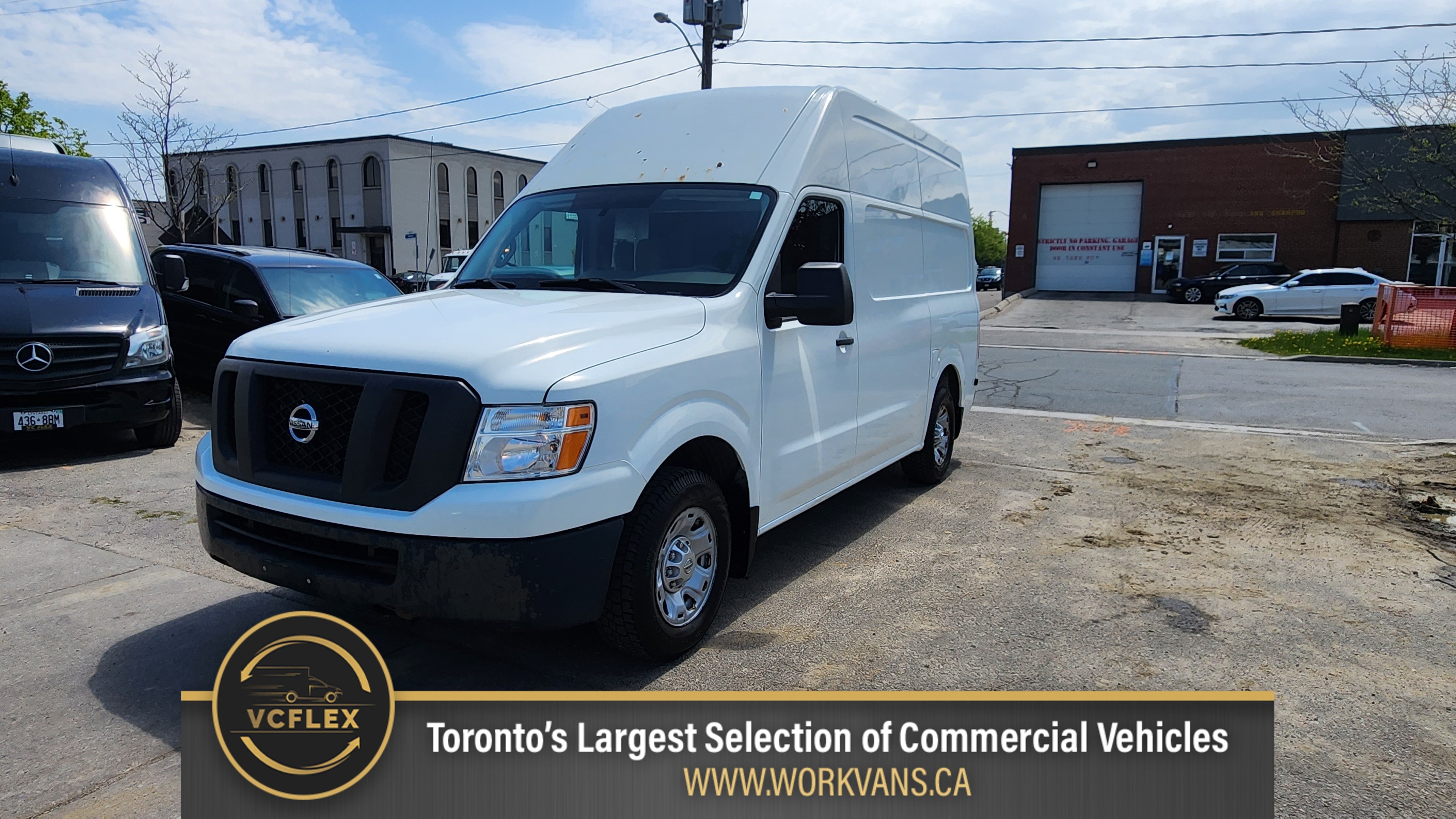 2014 Nissan NV 2500 4.0L V6 Gas - Divider/Power Windows/Locks