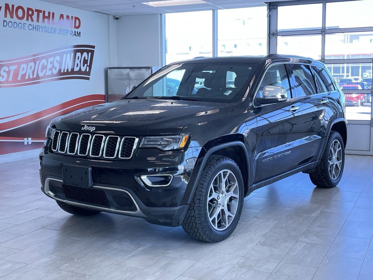 2022 Jeep Grand Cherokee WK Limited | 4X4 | Leather | Hitch | NAV | Backup Cam
