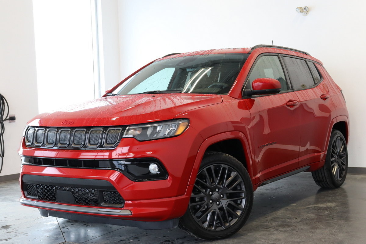2022 Jeep Compass Limited Edition RED 4x4 Toit-Panoramique | Low KM 