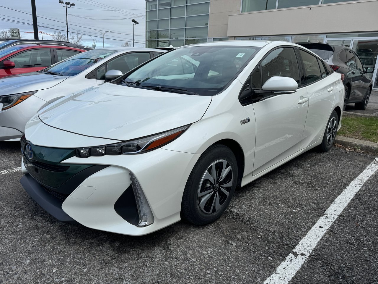 2019 Toyota Prius Prime Upgrade LEATHER, HEATED SEATS AND STEERING WHEEL, 