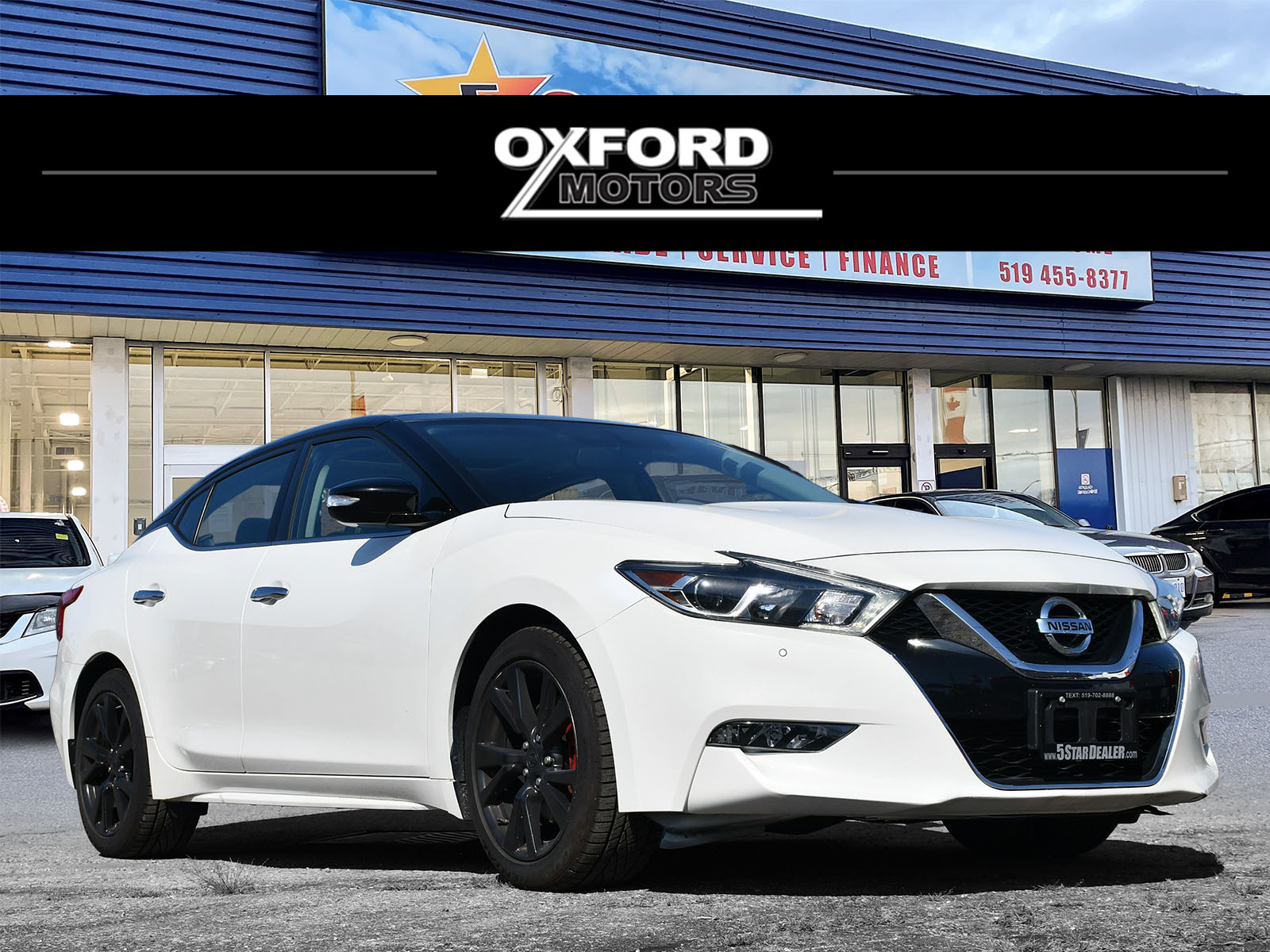 2018 Nissan Maxima NAV LEATHER PANO ROOF MINT! WE FINANCE ALL CREDIT!