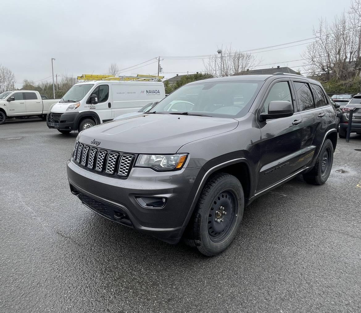 2020 Jeep Grand Cherokee * ALTITUDE * 4X4 * HITCH 6200 * CUIR * GPS * CAM *