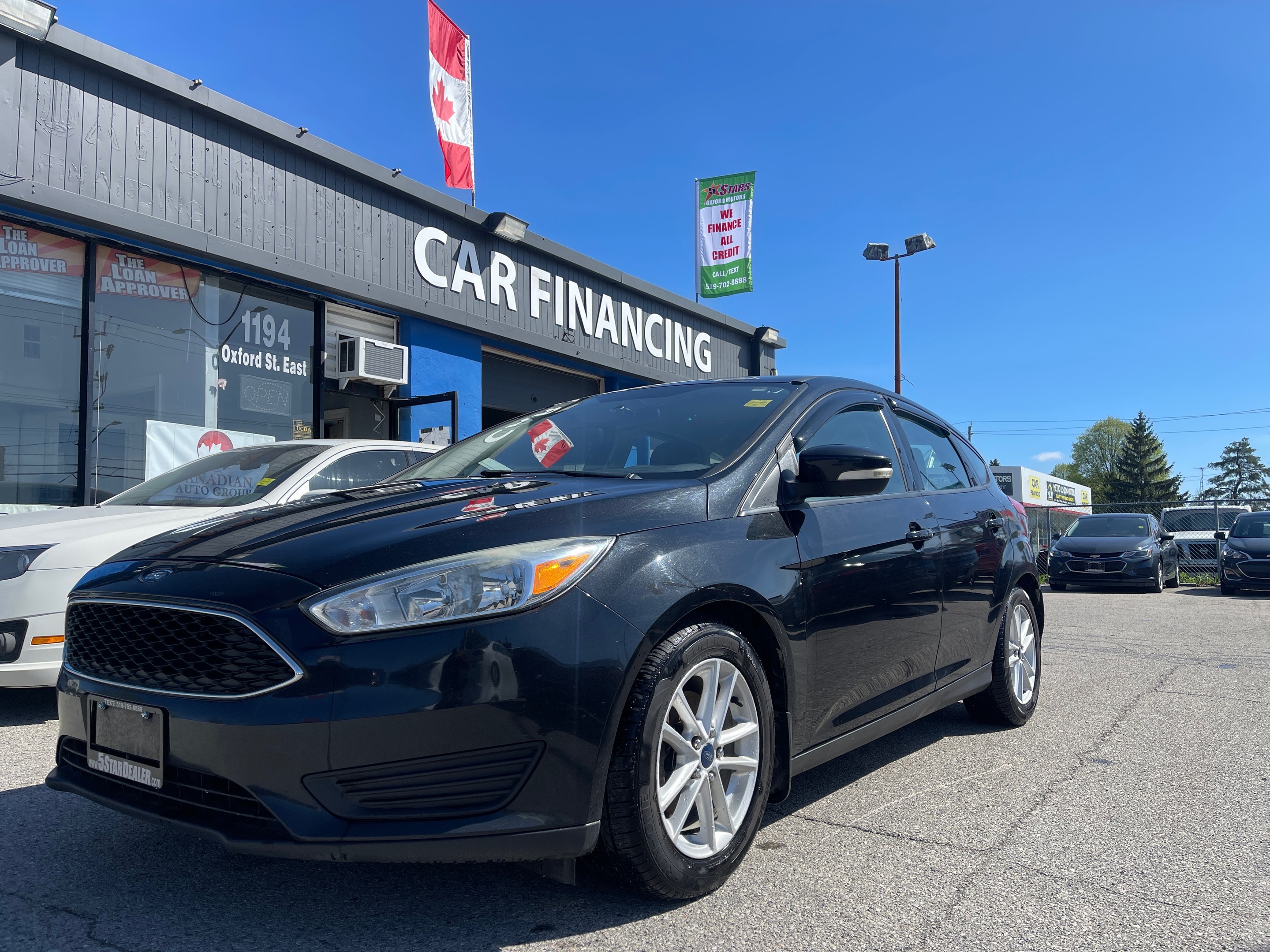 2015 Ford Focus 5dr HB SE CLEAN MUST SEE! WE FINANCE ALL CREDIT!