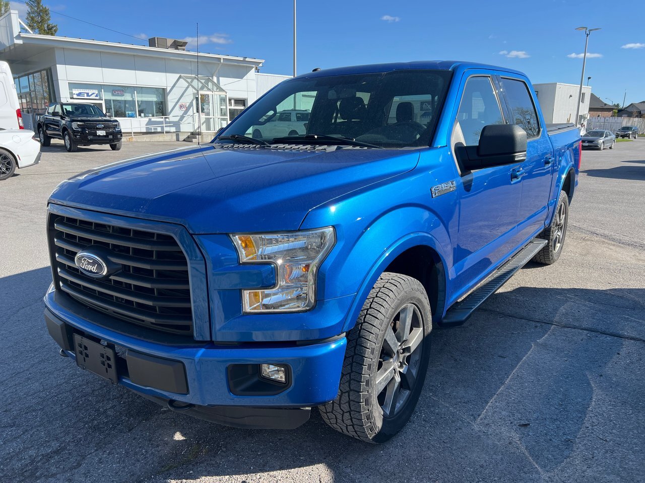 2016 Ford F-150 XLT LOCAL TRUCK,V8,NEW TIRES! / 