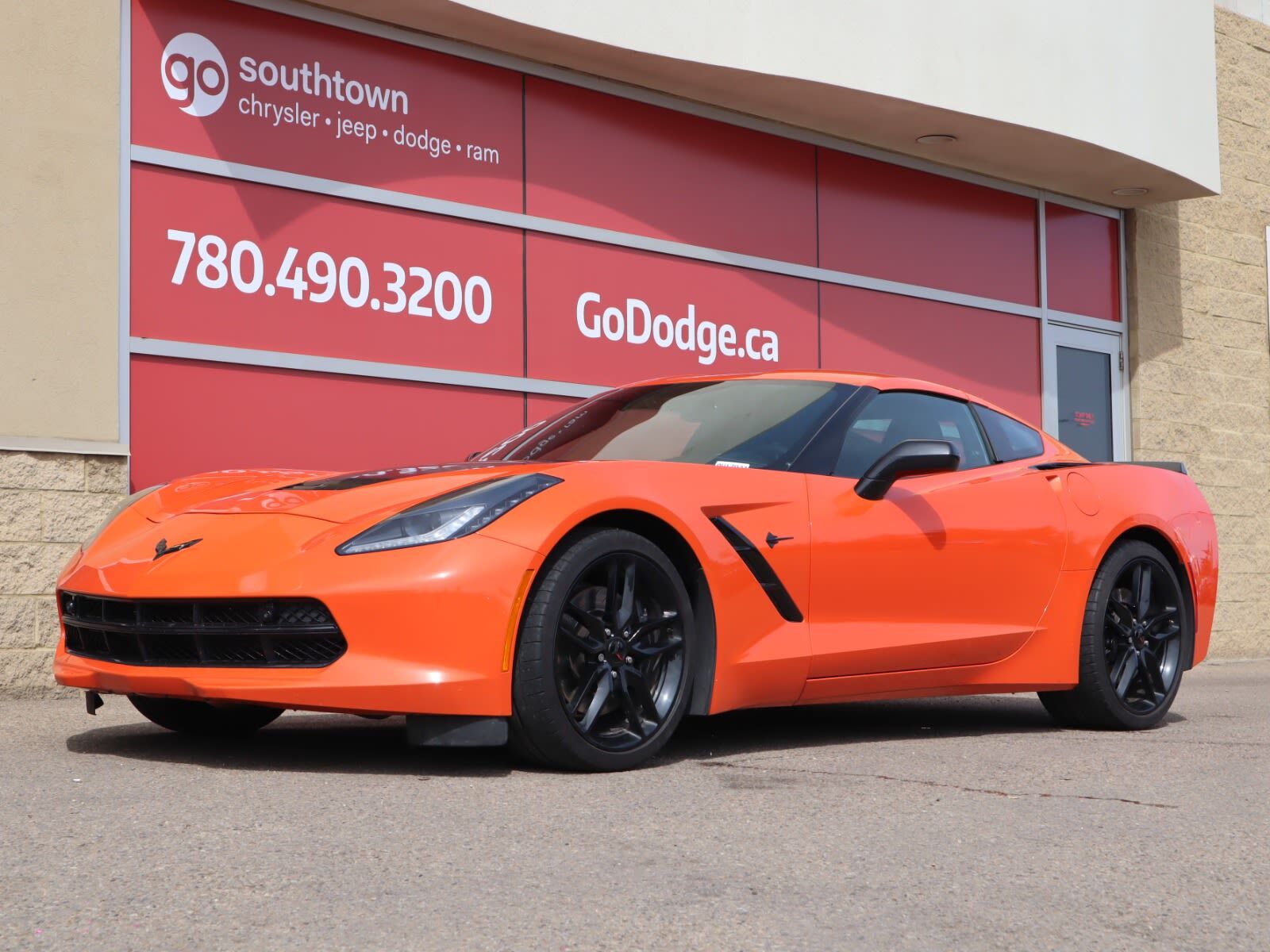 2019 Chevrolet Corvette  STINGRAY Z51 2LT IN ORANGE EQUIPPED WITH A 460HP 