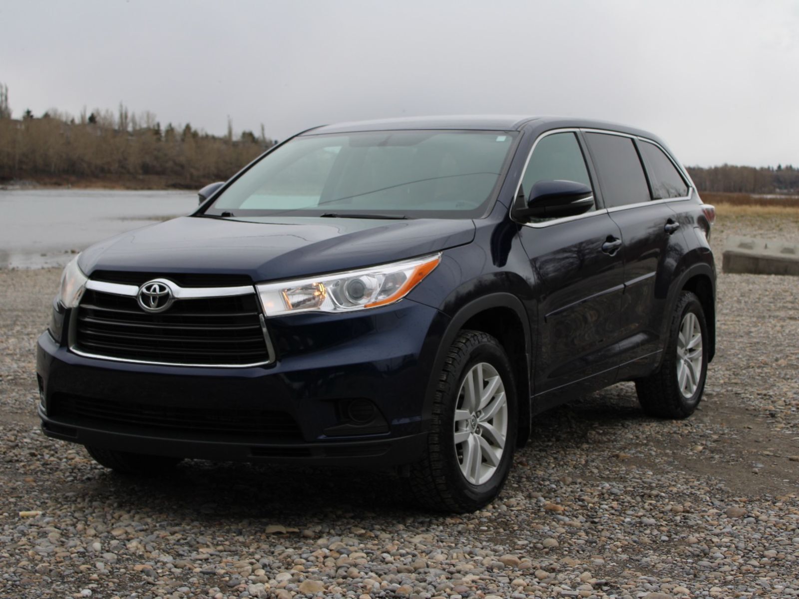 2015 Toyota Highlander NEW FRONT BRAKES - ONE OWNER/NO ACCIDENTS!!
