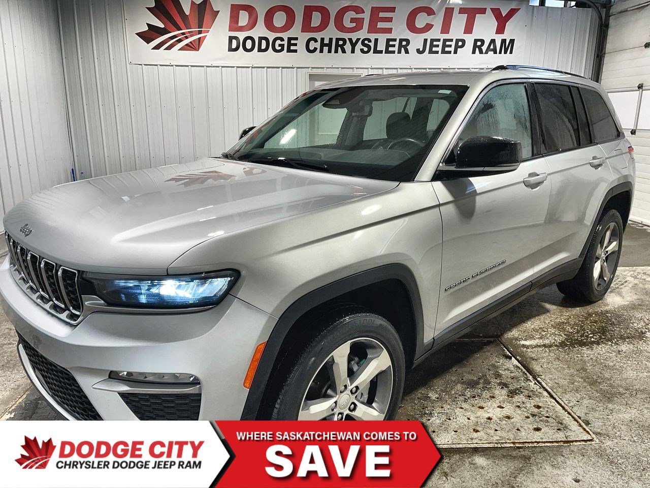 2022 Jeep Grand Cherokee Limited 4x4 |  Lane Keeping Assist