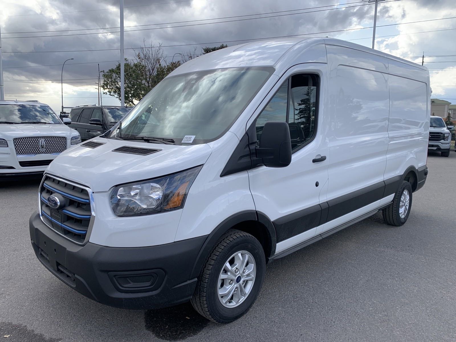2023 Ford E-Transit Cargo Van XL RWD