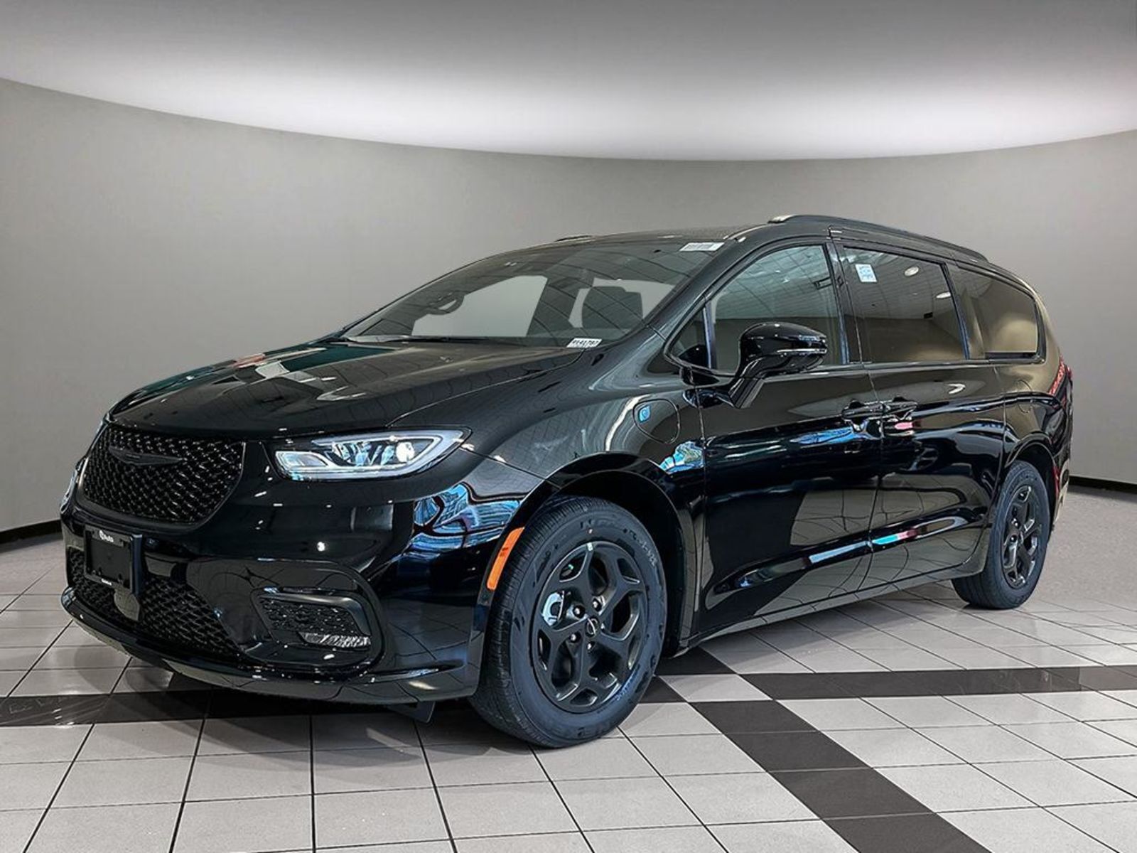 2024 Chrysler Pacifica Hybrid Premium S Appearance - PHEV / Uconnect Theater and