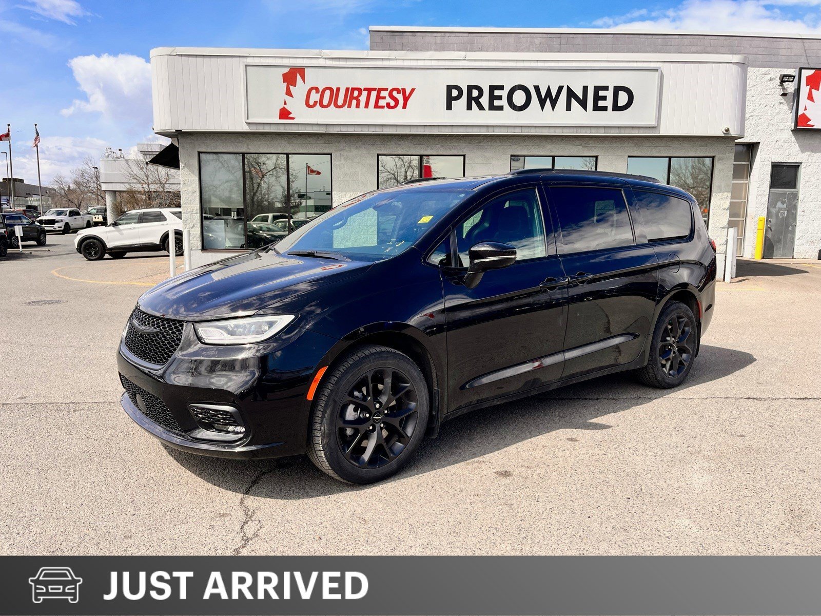 2021 Chrysler Pacifica Touring | Heated Seats | AWD