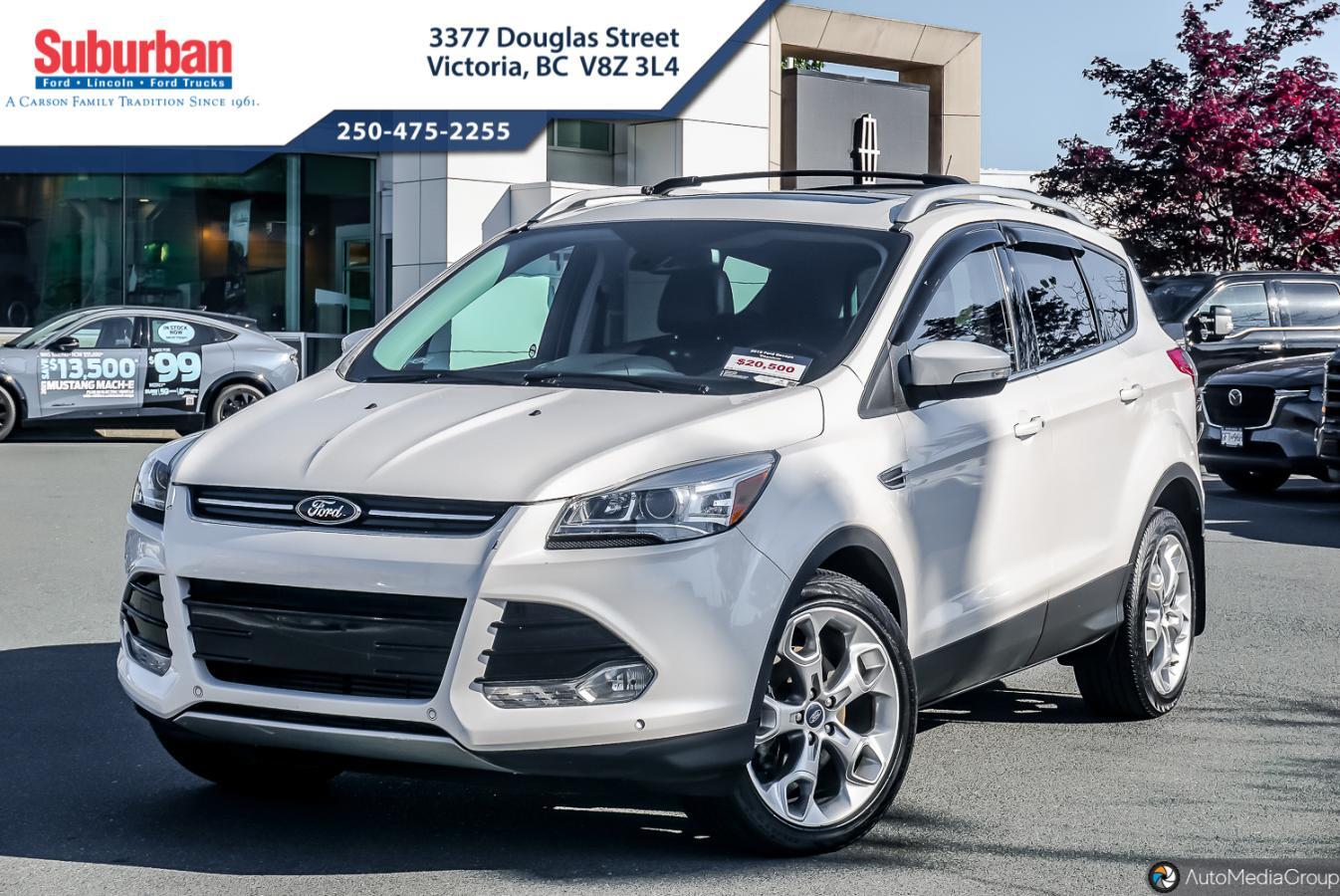 2016 Ford Escape Titanium 4WD | Panorama Roof | Trailer Tow