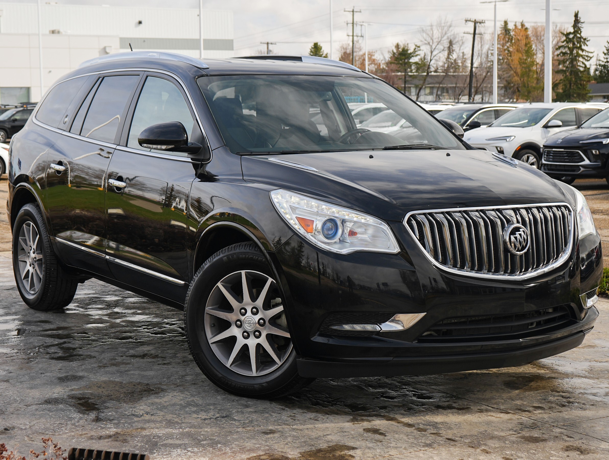 2017 Buick Enclave Leather Package, AWD, 7 Seat, Alloys, Trailering