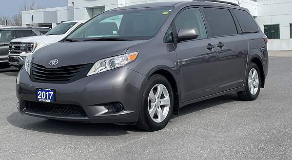 2017 Toyota Sienna 7 Seater|local|Reliable|Spacious
